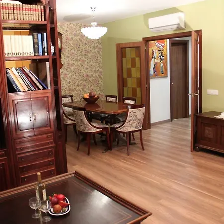 Fantastico Apartamento A 100 M Del Centro Apartment